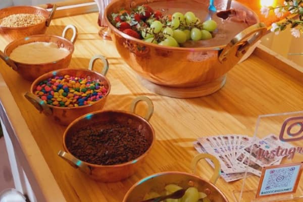 Serviço de brigadeiro em festa